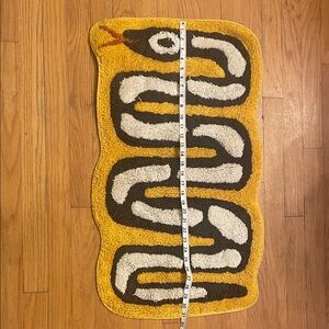 Opalhouse Yellow and White Snake Design Bath Mat